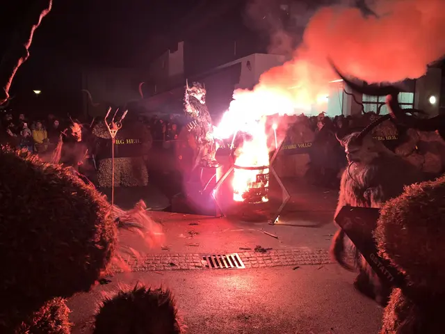Schaurige Tänze, Trommeln, Feuershows und mehr erwartet Besucher 2025 bei Perchtentreffs im Bezirk Kufstein. | Foto: Barbara Fluckinger