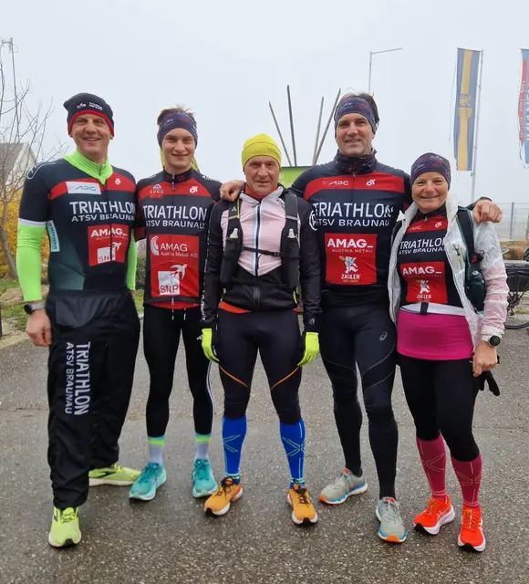Auch die Triathleten aus Braunau waren mit dabei | Foto: Mike Retzinger