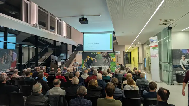 Der Impulsvortrag über die Energiezukunft der Andorfer Grünen am 26. November in der HTL Andorf stieß auf reges Interesse. | Foto: Grüne Andorf