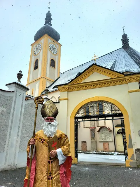 Herzlichkeit und Brauchtum: Der Nikolaus spricht über seine Aufgaben am 6. Dezember. | Foto: privat vom Nikolaus