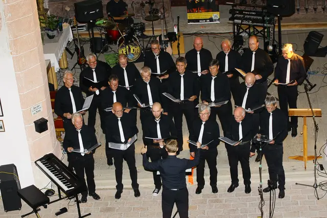 Am Samstag, dem 6. Dezember, lädt die Pfarrkirche Pinggau um 16:30 Uhr zu einem stimmungsvollen Adventkonzert. | Foto: MGV Wechselklang