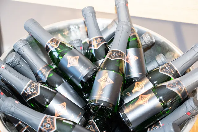 Rund ein Zehntel der 195.000 Flaschen wurde verkauft. | Foto: MeinBezirk/Archiv