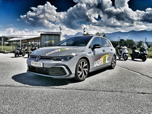Die Fahrschule Gabriel in Villach begleitet dich zuverlässig auf dem Weg zum Führerschein. | Foto: Fahrschule Gabriel