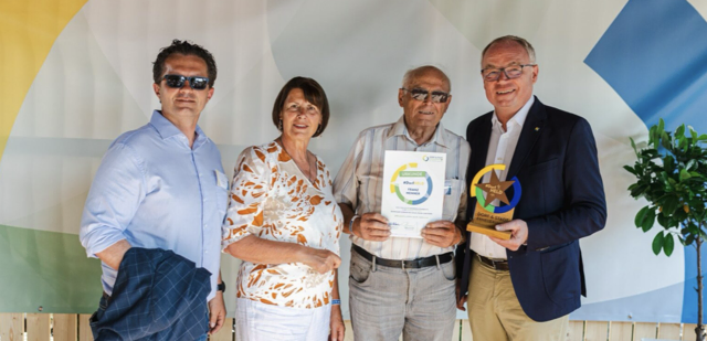 Am Freitag, 13. Juni 2025 wurde im Rahmen des Forums Dorf &amp; Stadt in Ollersdorf erneut ein starkes Zeichen für das Ehrenamt gesetzt. Unter den über 900 Gästen befanden sich auch mehr als 120 Dorfheldinnen und Dorfhelden aus ganz Niederösterreich – sie wurden von ihren Gemeinden für ihren besonderen Einsatz nominiert und im feierlichen Rahmen ausgezeichnet. | Foto: Ebenthal