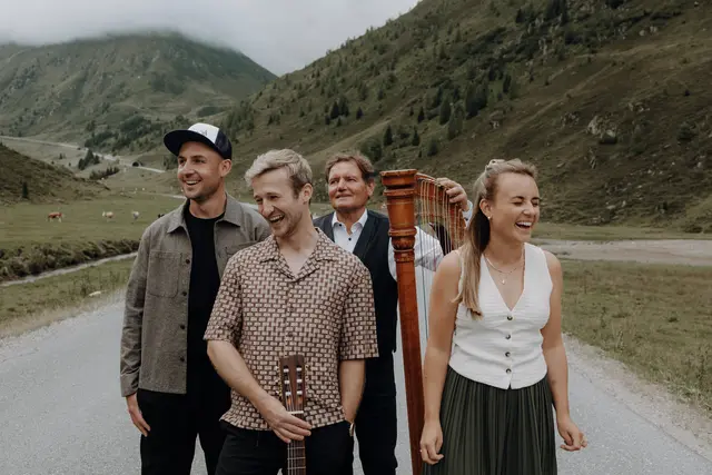 Die Band Tschentig tritt am 12. Dezember in der ESV-Halle in Kefermarkt auf. | Foto: Tschentig