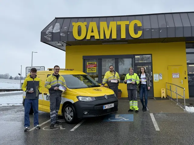 Die Waidhofner Techniker des ÖAMTC behoben die Mängel kostenlos vor Ort. | Foto: ÖAMTC