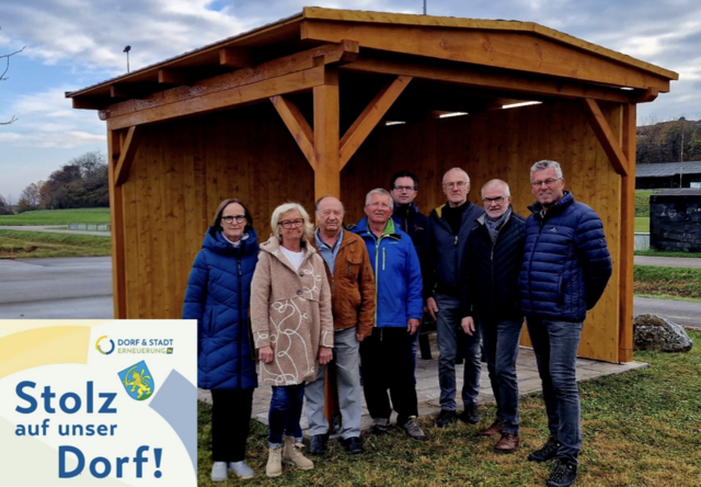 Mit großem Engagement und einer beachtlichen Anzahl an Arbeitsstunden haben fleißige Helferinnen und Helfer einen neuen Rastplatz am Gelände des Beachvolleyballplatzes geschaffen. | Foto: Ebenthal