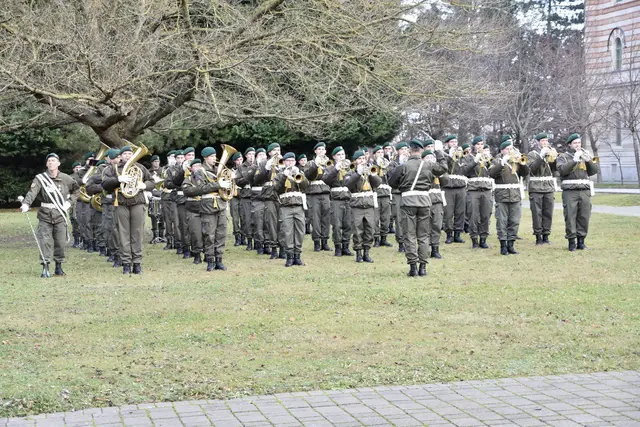 Teile der beiden Einrückungstermine verstärken auch zur Militärmusik Burgenland. | Foto: Stefan Schneider