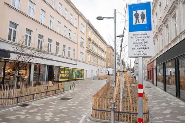 Neue Bäume, mehr Sitzmöglichkeiten und kein Autoverkehr sollen den Abschnitt einladender gestalten und aufwerten.  | Foto: Valentina Marinelić/MeinBezirk
