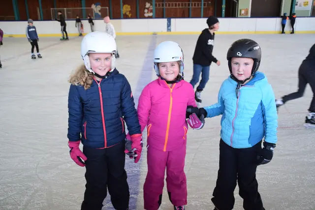 Den Startschuss in die Saison machte der überdachte Eislaufplatz in Gars am Kamp. | Foto: Kerstin Longin