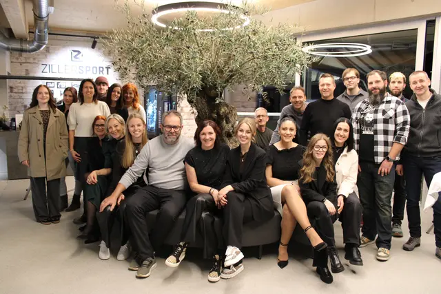 Das Team von Zillersport Unterlercher kann stolz auf den gelungenen Umbau sein.  | Foto: privat