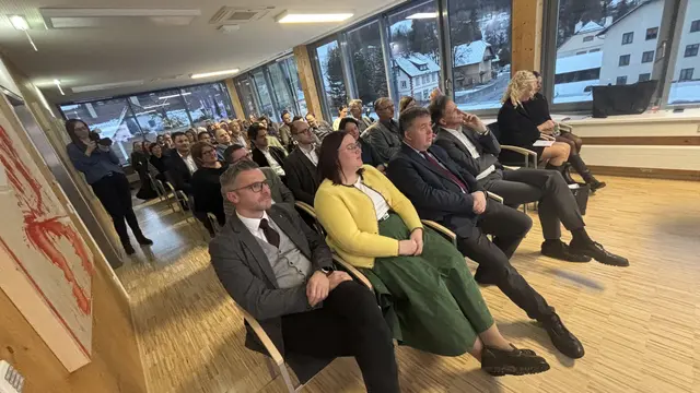 Das Publikum beim Festakt zum Jubiläum „30 Jahre LEADER im Lungau“ am 25. November 2025 im Haus für Wirtschaft, Arbeit und Bildung in Tamsweg. | Foto: pjw