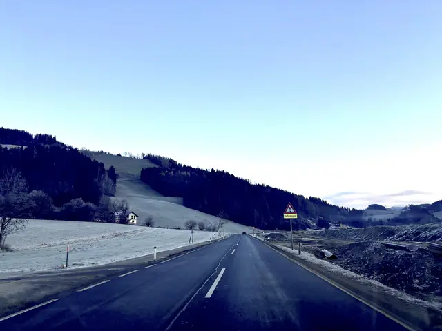 Die einseitige Straßensperre gibt es nicht mehr. | Foto: MeinBezirk/Stefan Verderber