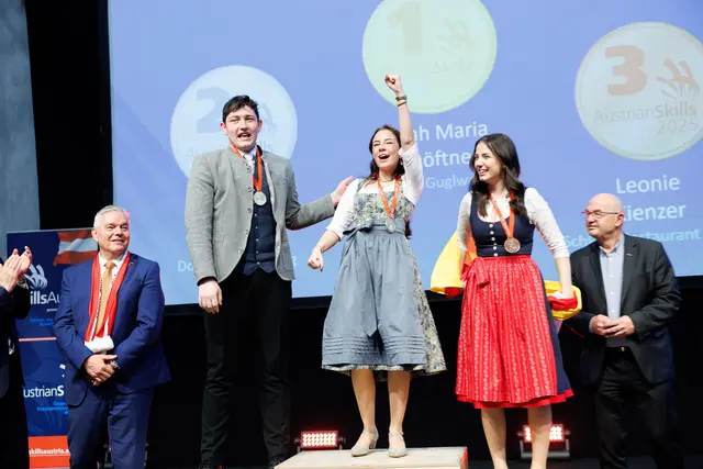 Markus Weber am Stockerl  | Foto: SkillsAustria