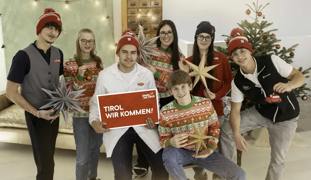 Tiroler Spar-Lehrlinge sind mit dem Interspar-Foodtruck „on Tour“ für die Menschlichkeit und kommen am 3. Dezember nach Kufstein.  | Foto: SPAR/Claudia Vorderleitner Standbild