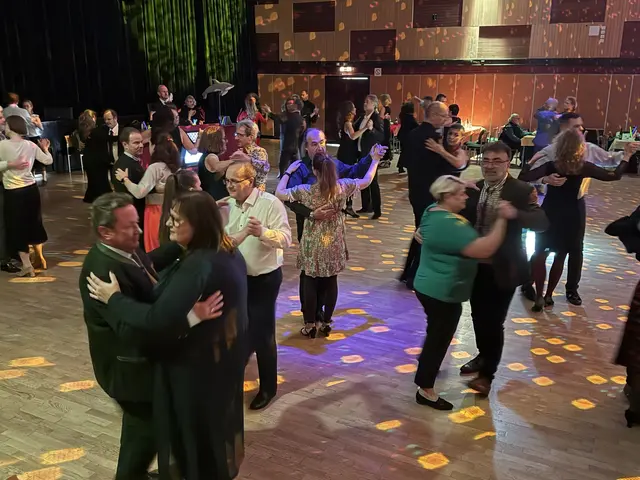 In der Tanzschule Pokorny wird Freude an der Bewegung zu rythmischer Musik groß geschrieben. | Foto: Tanzschule Pokorny