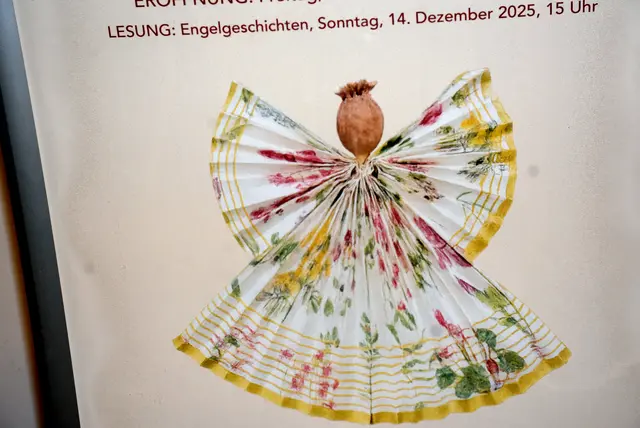 Eröffnet wurde im Heimathaus Stadtmuseum Perg die Ausstellung „Himmlische Boten - Engel begleiten durch die Zeit“.   | Foto: Robert Zinterhof