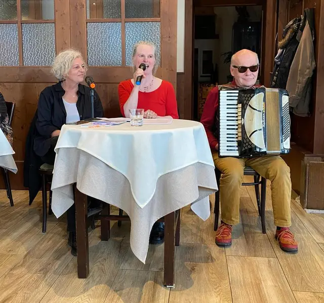 Birgit Steindl bei der Buchpräsentation | Foto: Steindl