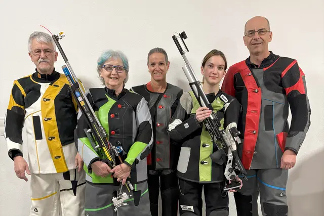 Mieming 2 führt aktuell in der Klasse B (Luftgewehr-Bezirksliga stehend frei)