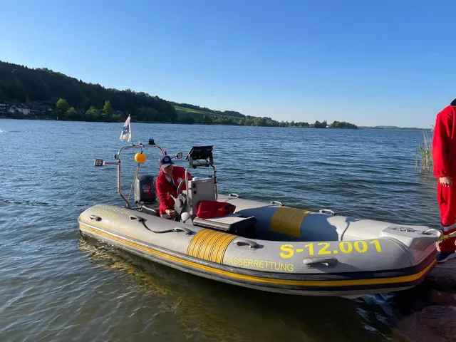 Das Einsatz der Wasserrettung Obertrum ist rund 20 Jahre alt.  | Foto: Wasserrettung Obertrum