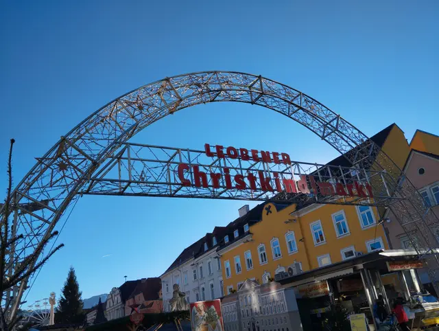 Der Christkindlmarkt am Hauptplatz in Leoben