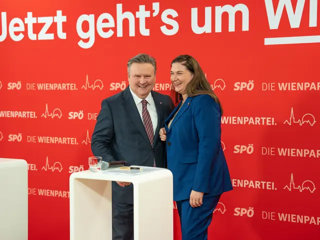 Bürgermeister Michael Ludwig und Finanzstadträtin Barbara Novak (beide SPÖ) begrüßen die Einigung zum neuen Stabilitätspakt und die Anerkennung der Leistungen der Länder. | Foto: Valentina Marinelic/MeinBezirk