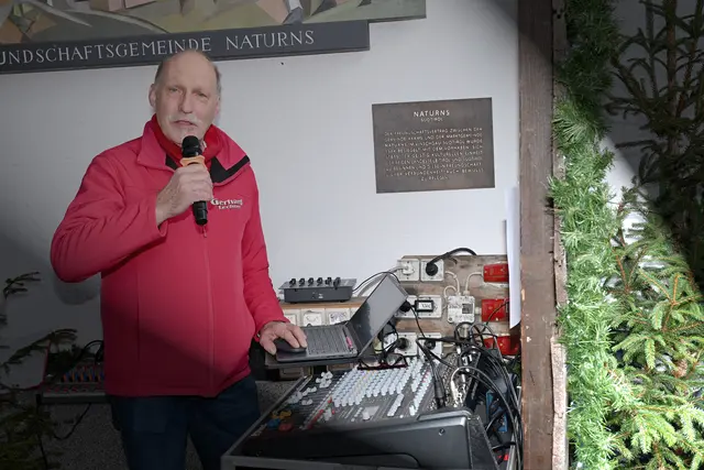 Der Routinier ist von Anfang bis Ende stets präsent: Gerhard Lechner sorgt für die Technik und vieles mehr im Pavillon. | Foto: Fotos: Hassl