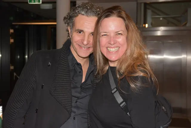 Die Cellistin und Singer-Songwriterin Marie Spaemann und der Akkordeonist Christian Bakanic waren zu Gast beim Kulturverein Waldhausen. Die Besucher waren begeistert. v | Foto: Zinterhof