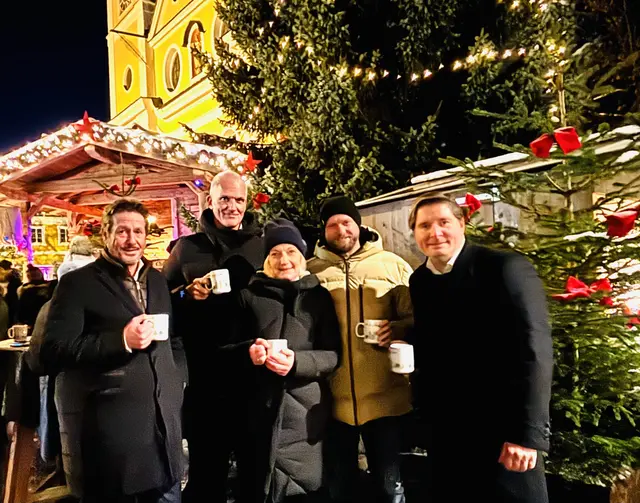 Eröffnung: Stefan Seiwald, Günther Huber, Angelika Hronek, Patrick Unterberger, Peter Seiwald. | Foto: Nikolaus Kogler