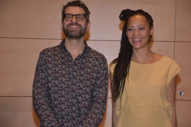 Die Cellistin und Singer-Songwriterin Marie Spaemann und der Akkordeonist Christian Bakanic waren zu Gast beim Kulturverein Waldhausen. Die Besucher waren begeistert.  | Foto: Zinterhof