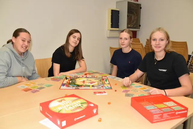 Auch Schülerinnen der BFV-Frauenakademie in Stegersbach lernten das "Südburgenland DKT" bereits kennen: Tabea Schmidt, Lia Hollerer, Mia Geosits und Eva Handler | Foto: Michael Strini