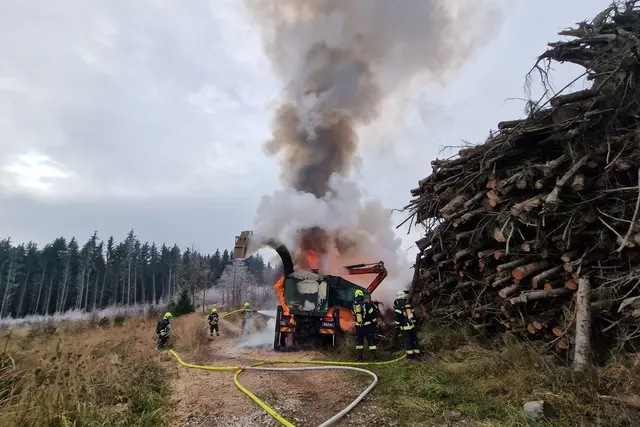 Foto: TEAM FOTOKERSCHI / DANIEL NEULINGER  / FEUERWEHR ALLHAMING