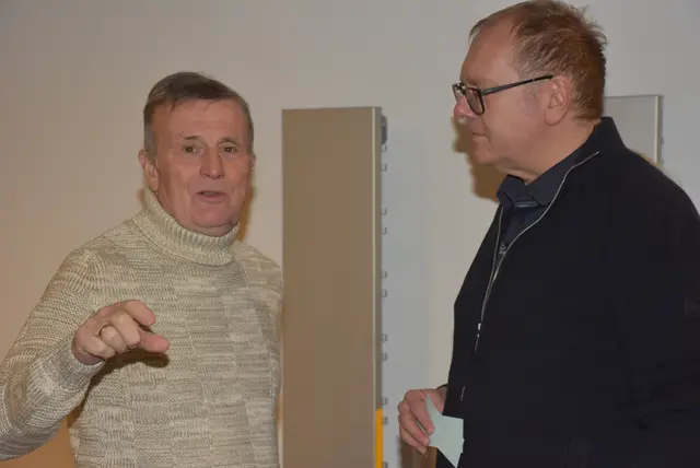 Die Cellistin und Singer-Songwriterin Marie Spaemann und der Akkordeonist Christian Bakanic waren zu Gast beim Kulturverein Waldhausen. Die Besucher waren begeistert.  | Foto: Zinterhof