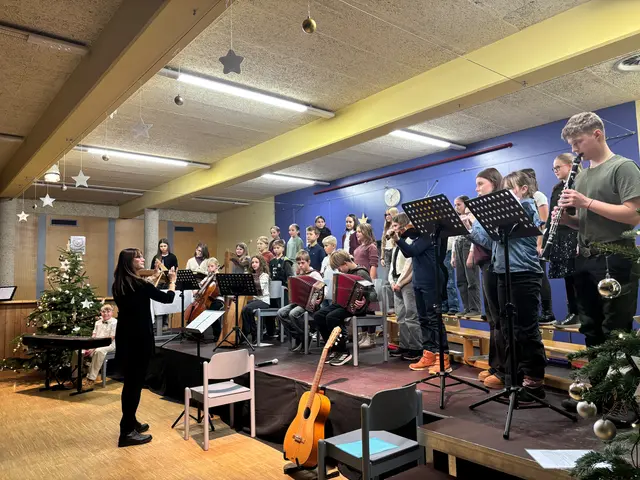 Tolles Adventkonzert der Musikmittelschule Axams im Lindensaal. | Foto: Fotos: Hassl