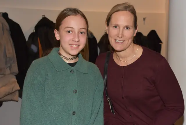 Die Cellistin und Singer-Songwriterin Marie Spaemann und der Akkordeonist Christian Bakanic waren zu Gast beim Kulturverein Waldhausen. Die Besucher waren begeistert.  | Foto: Zinterhof