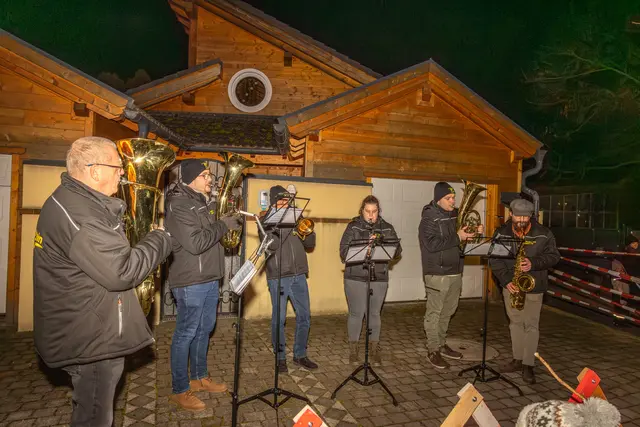 Blaskonzert des Ensembles des Musikvereins in der Schulallee. | Foto: cine-motion.at / R. Ivanek
