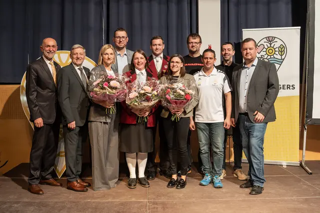 Schau: Schweiggers „bunt und lebendig“ – Jahresrückblick in Bildern ...