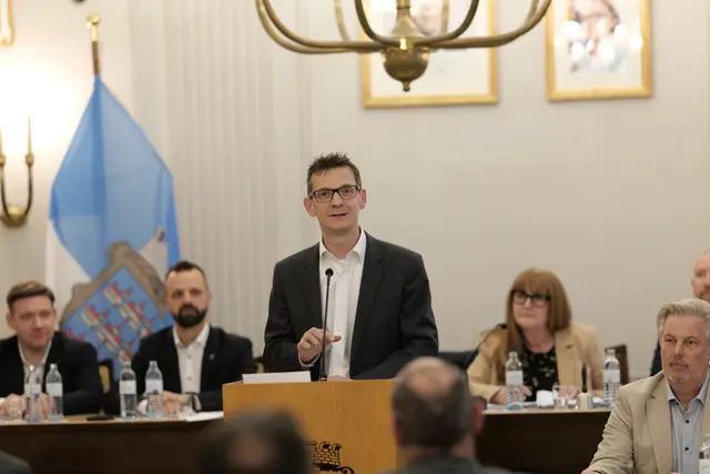 Finanzstadtrat Peter Teix (ÖVP) bei einer der Gemeinderatssitzungen. | Foto: Santrucek