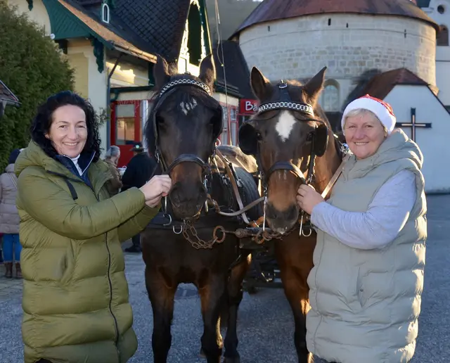 Bürgermeisterin von Scheiblingkirchen Waltraud Ungersböck und Ortsparteiobfrau Renate Stadler. | Foto: Elisabeth Peinsipp