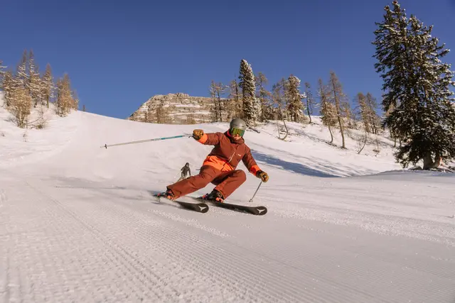 Pistenspaß gibt es seit Ende November wieder in Hinterstoder und auf der Wurzeralm. | Foto: Pyhrn-Priel Tourismus GmbH/whatif media