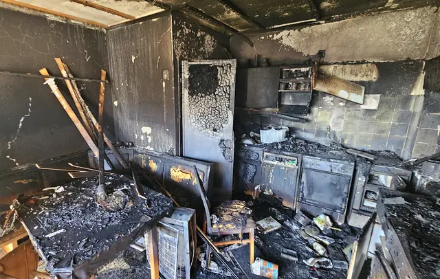 Aus noch ungeklärter Ursache brach in der Küche eines Wohnhauses in Bocksdorf ein Brand aus. Der Schaden ist erheblich.  | Foto: Bezirksfeuerwehrkommando Güssing