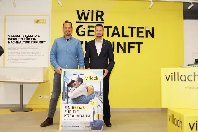 Mobilitätsreferent Stadtrat Sascha Jabali Adeh (Verantwortung Erde) und Daniel Besic, Standortleiter Dr. Richard, holen für Villach das Beste aus dem Fahrplanwechsel heraus. | Foto: Astrid Kompan