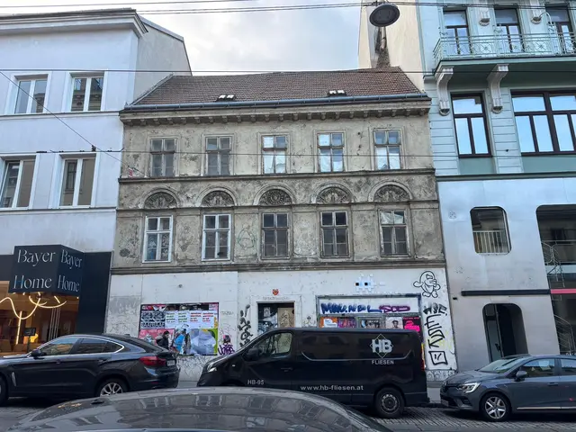 Seit Jahrzenten steht das Biedermeierhaus leer. | Foto: Pia Rotter/MeinBezirk