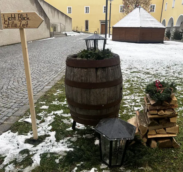 Der Rundweg führt durch den Stiftsinnenhof.  | Foto: Stift Schlägl