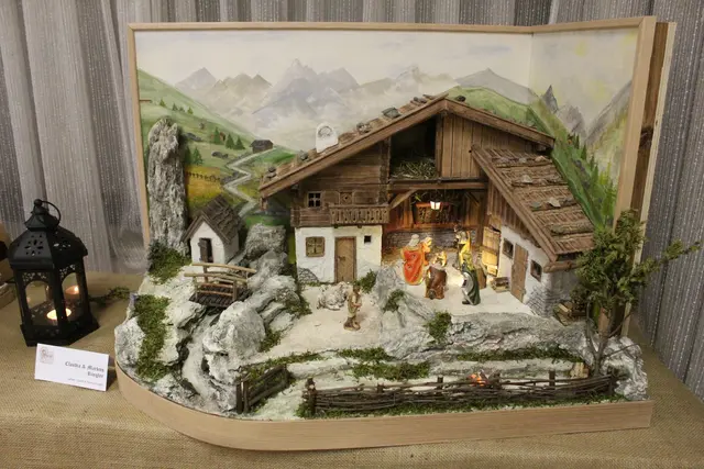 Jede Krippe, die im Verein entsteht, ist ein Unikat und wird nach den Vorstellungen und Wünschen der jeweiligen Krippenbauer gefertigt. 