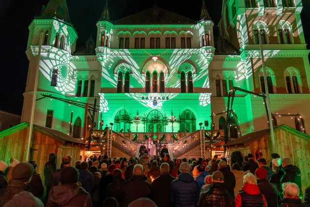 Das grüne Licht als Symbol der Besinnung darf auch in Feldbach nicht fehlen. | Foto: Stadtgemeinde Feldbach