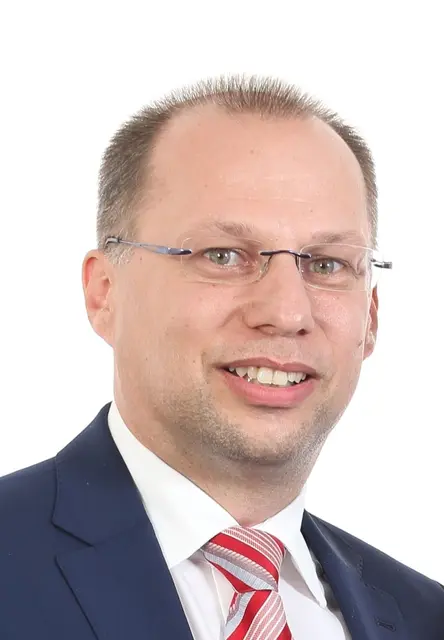 Christian Kolarik ist Kronstorfs Bürgermeister. | Foto: Privat/Kolarik