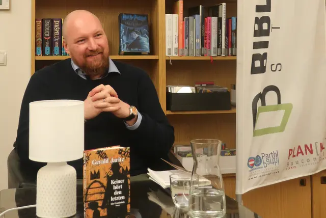 Nach der Lesung diskutierte Gerald Jaritz mit den Zuhörenden | Foto: Bibliothek