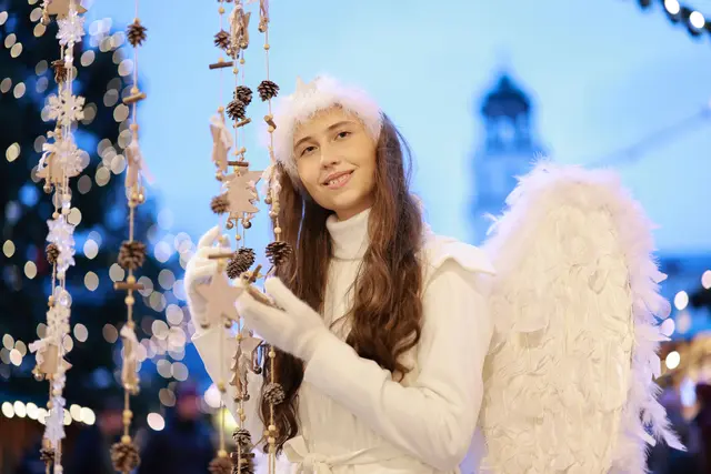Engerl Sarah Marlene Reisinger | Foto: Salzburger Christkindlmarkt/Neumayr