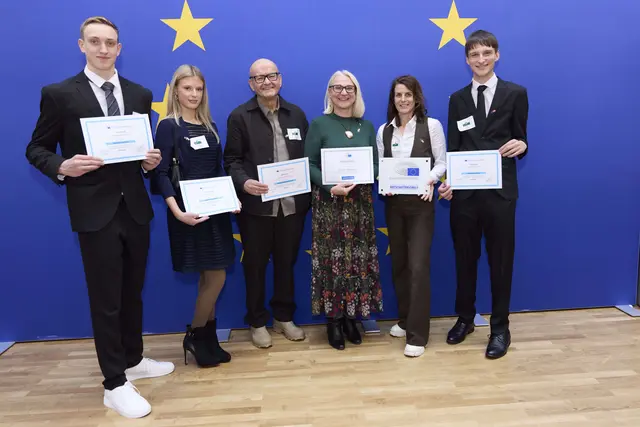 Die BHAK Eisenerz gehört zu den 15 Bildungseinrichtungen aus ganz Österreich, die vergangenen Freitag in Wien offiziell als „Botschafterschule des Europäischen Parlaments“ ausgezeichnet wurden.
 | Foto: Verbindungsbüro des Europäischen Parlaments/APA-Fotoservice/Leitner